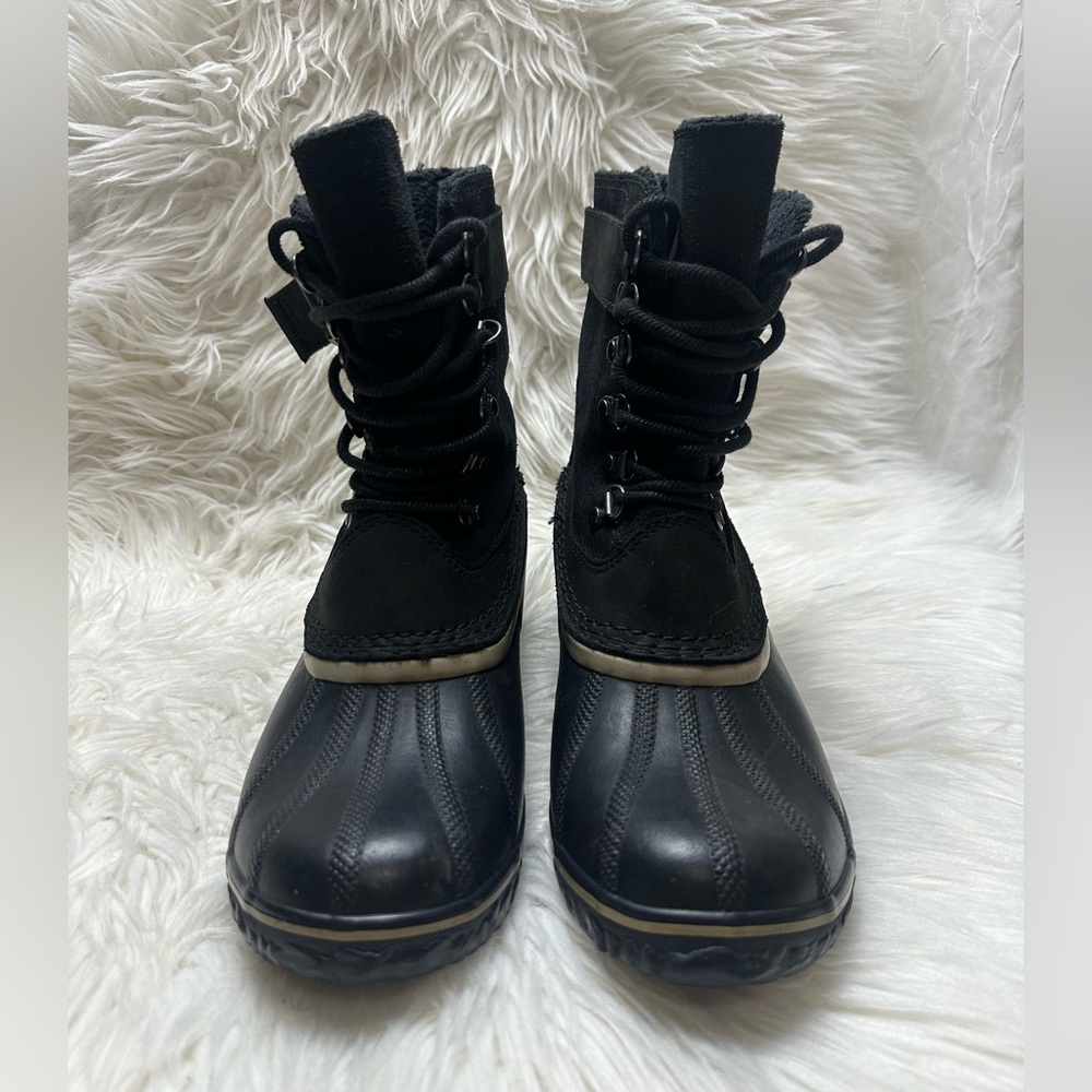 Sorel Black Winter Fancy Boots with Tan Trim